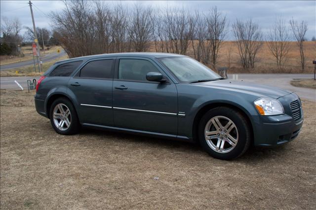 2005 Dodge Magnum 3.2