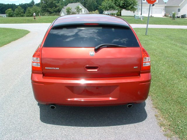 2005 Dodge Magnum 3.2