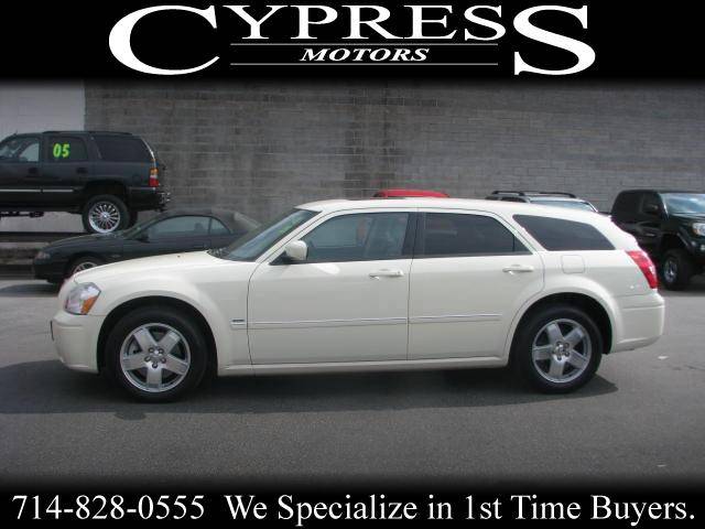 2005 Dodge Magnum 2dr Spyder Auto GS