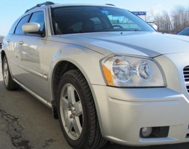 2005 Dodge Magnum SLT 25