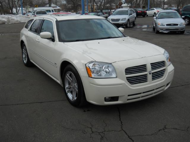 2005 Dodge Magnum 3.2