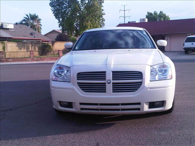 2005 Dodge Magnum 3.2