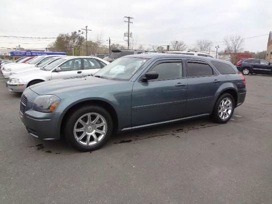 2005 Dodge Magnum S