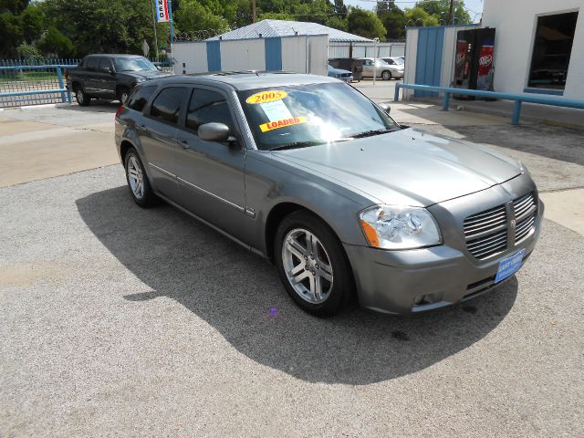 2005 Dodge Magnum 3.2