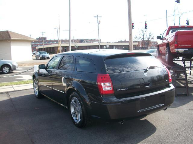 2005 Dodge Magnum 3.2