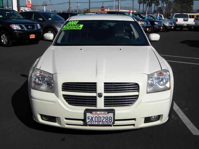 2005 Dodge Magnum Outback R L.L. Bean Edition