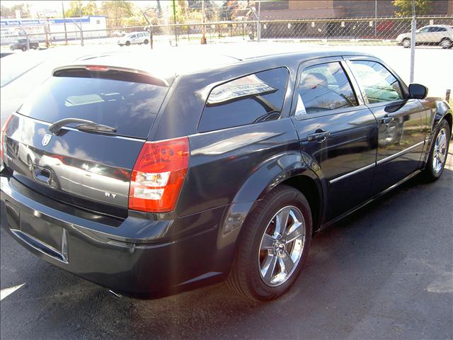 2005 Dodge Magnum 3.2