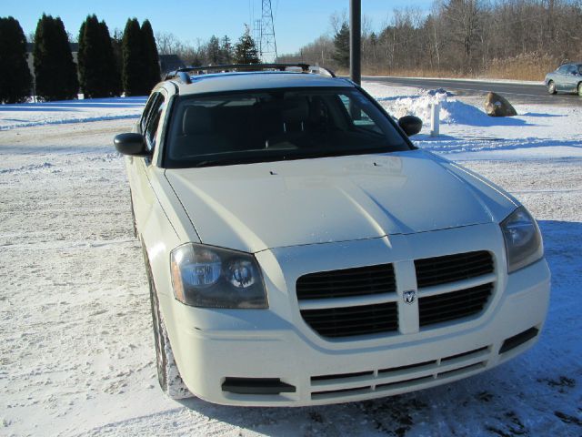 2005 Dodge Magnum PREM Package