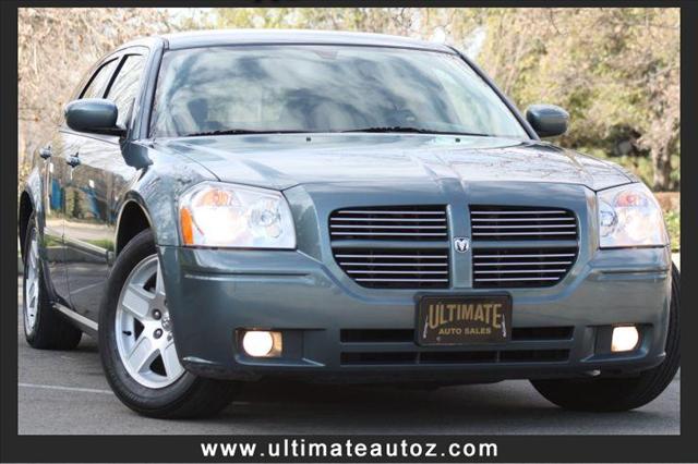 2005 Dodge Magnum S