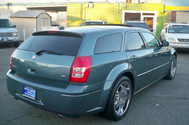 2005 Dodge Magnum 3.2