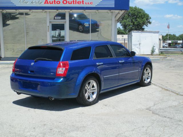 2005 Dodge Magnum 3.2