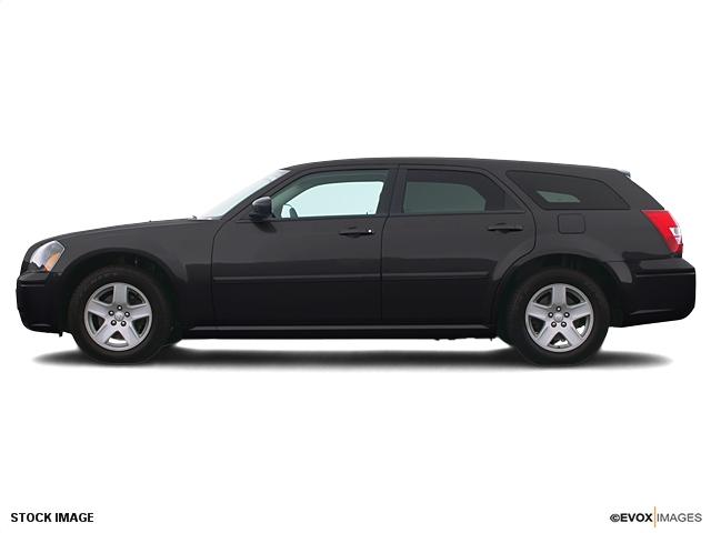 2005 Dodge Magnum S