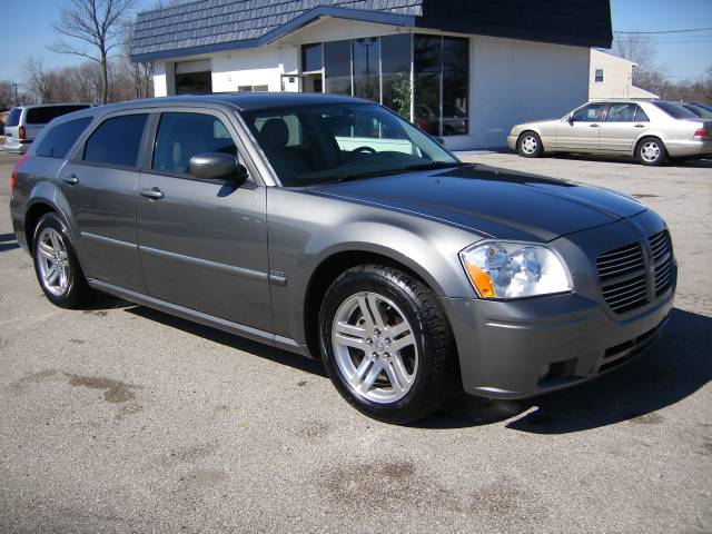 2005 Dodge Magnum 3.2