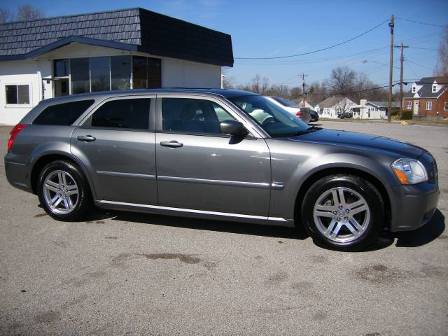 2005 Dodge Magnum 3.2