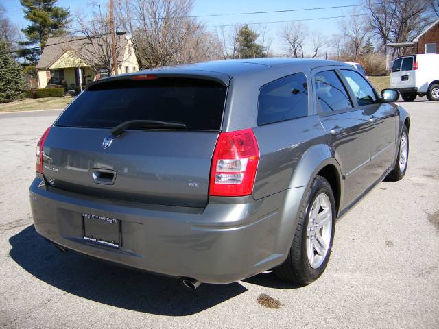 2005 Dodge Magnum 3.2