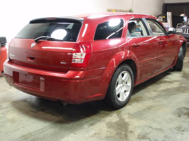 2005 Dodge Magnum W/3lt