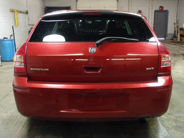 2005 Dodge Magnum W/3lt