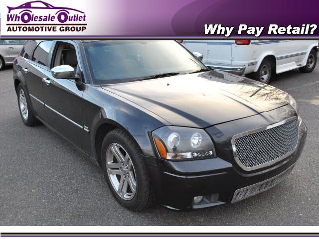 2005 Dodge Magnum Unknown