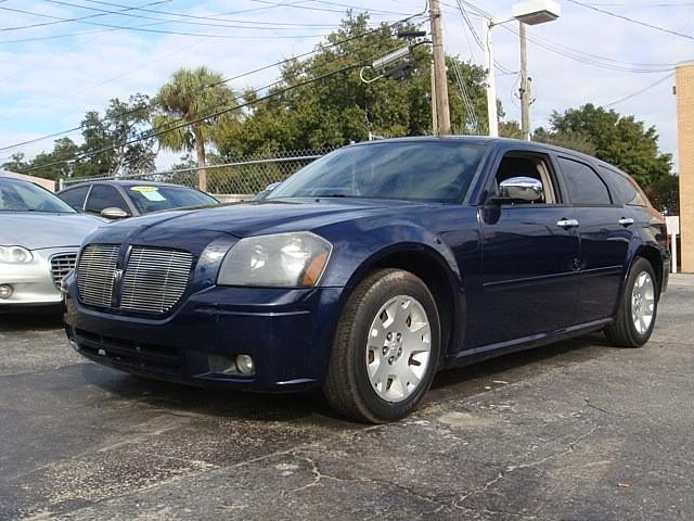 2006 Dodge Magnum S