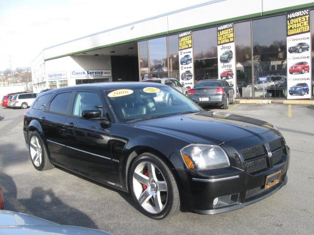 2006 Dodge Magnum XLS 4WD