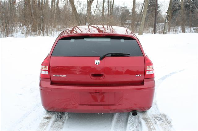 2006 Dodge Magnum S