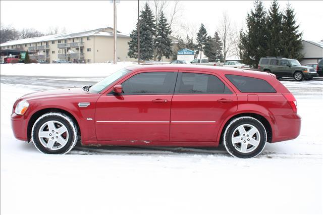 2006 Dodge Magnum S