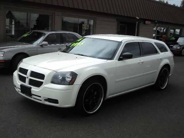 2006 Dodge Magnum Unknown