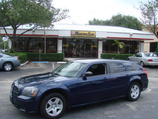 2006 Dodge Magnum Unknown