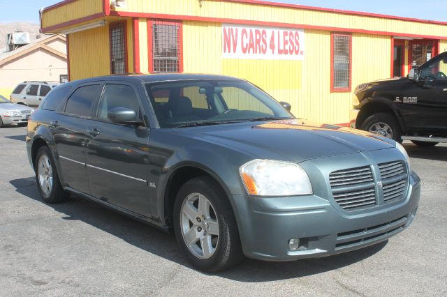 2006 Dodge Magnum S