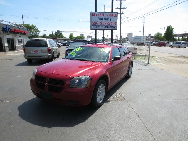 2006 Dodge Magnum SE