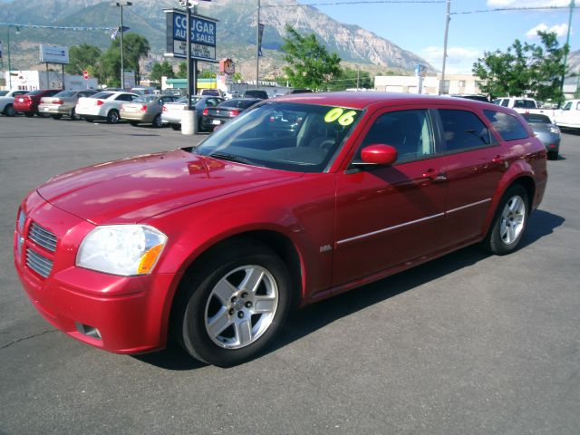 2006 Dodge Magnum S