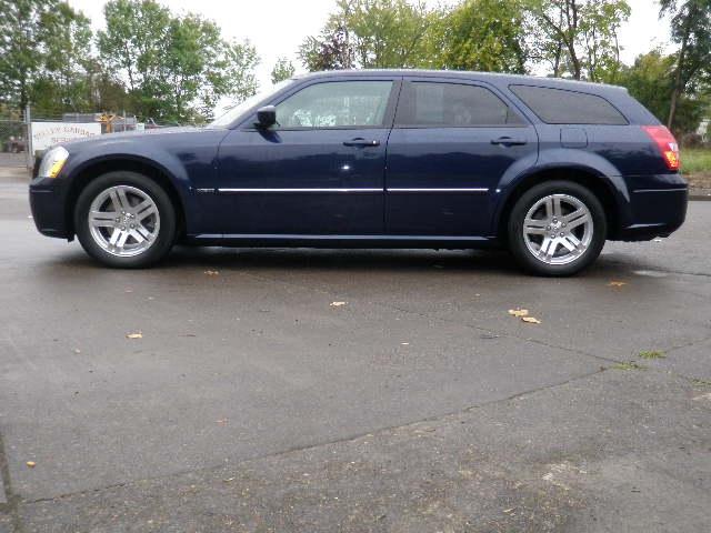 2006 Dodge Magnum SLT 25