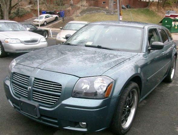 2006 Dodge Magnum S