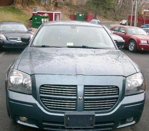 2006 Dodge Magnum S