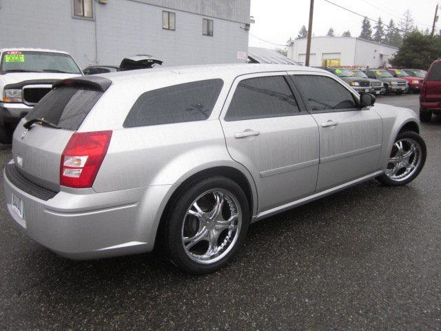 2006 Dodge Magnum Unknown