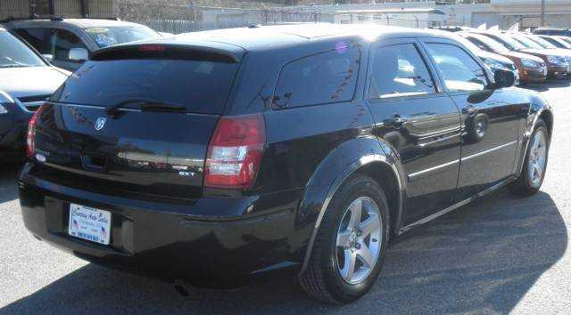 2006 Dodge Magnum S