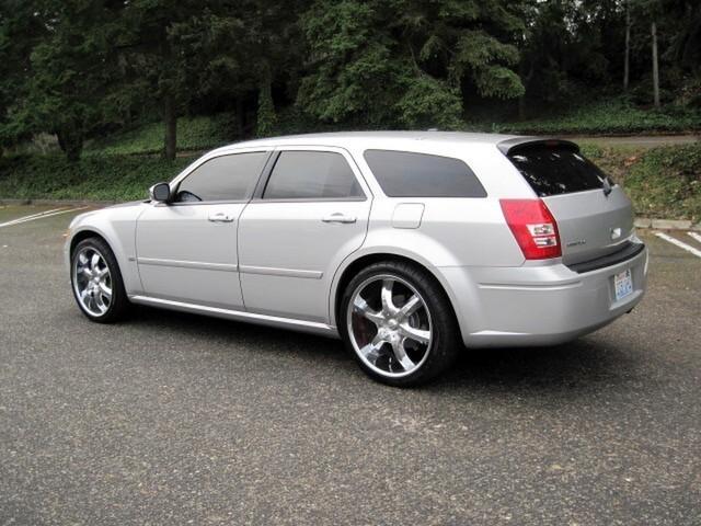 2006 Dodge Magnum Unknown