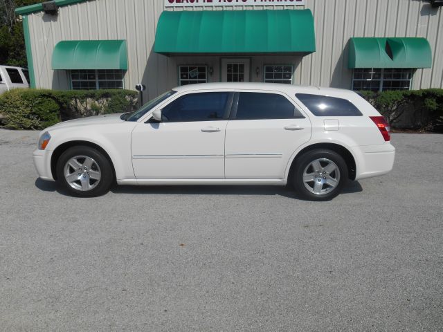 2007 Dodge Magnum S