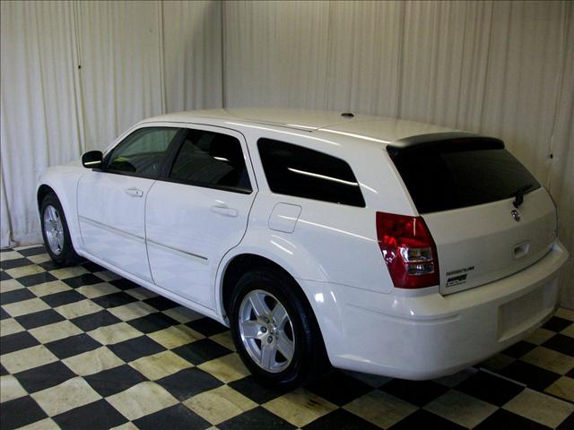 2007 Dodge Magnum 4DR LX FWD