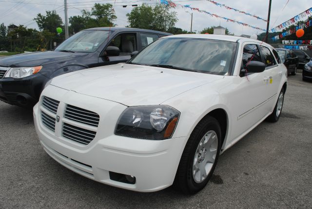 2007 Dodge Magnum S