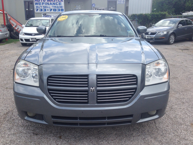 2007 Dodge Magnum S