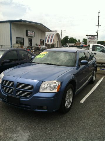 2007 Dodge Magnum S