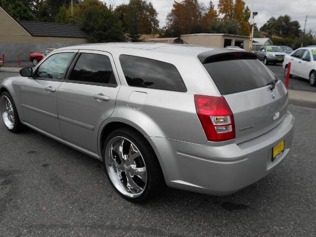 2007 Dodge Magnum Unknown