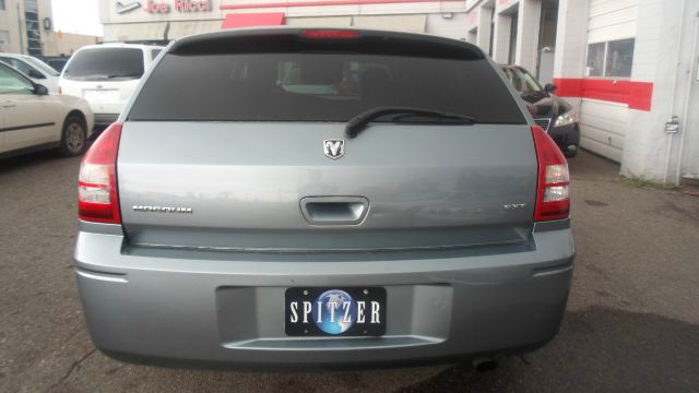 2007 Dodge Magnum S