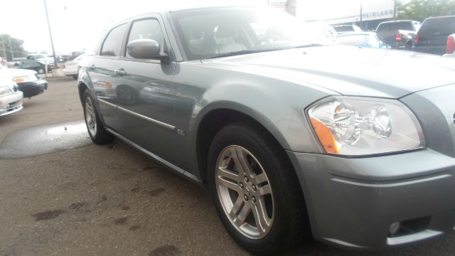 2007 Dodge Magnum S