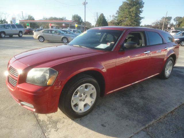 2007 Dodge Magnum SE