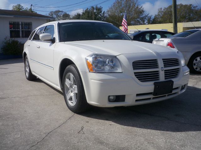 2007 Dodge Magnum S