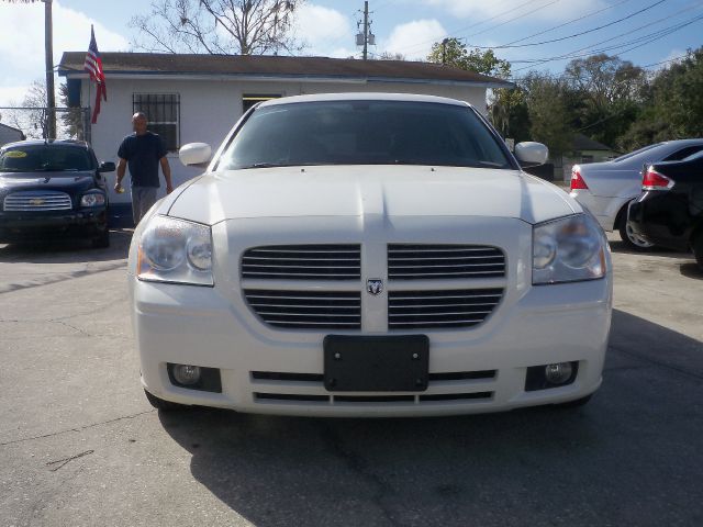 2007 Dodge Magnum S