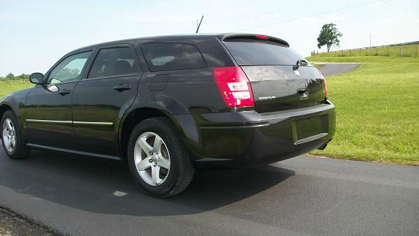 2008 Dodge Magnum S