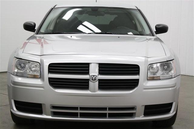 2008 Dodge Magnum Unknown